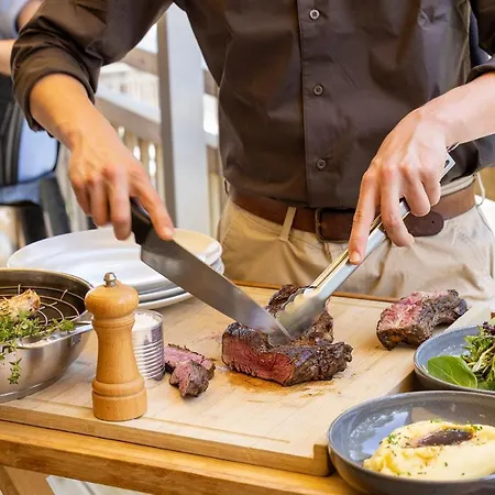 Hotel apartamentowy Domaine Du Ferret Restaurant & 4*