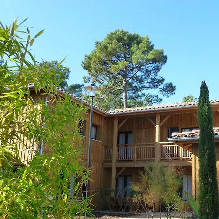 Domaine Du Ferret Restaurant & Hotel apartamentowy Lège-Cap-Ferret