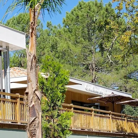 Domaine Du Ferret Balnéo&spa Appart hôtel 4*