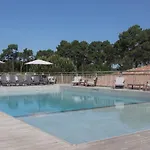 شقة فندقية Domaine Du Ferret Restaurant & 4*