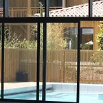 شقة فندقية Domaine Du Ferret Restaurant &