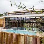 Domaine Du Ferret Restaurant & شقة فندقية 4*