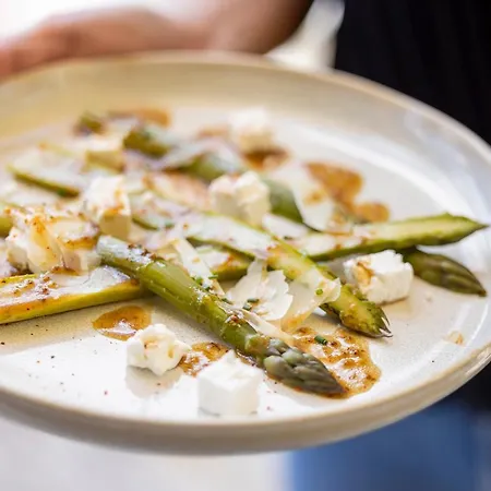 Domaine Du Ferret Restaurant & 4*
