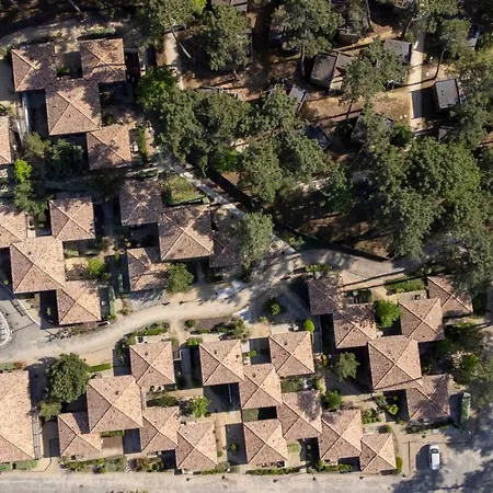 Domaine Du Ferret Restaurant & 아파트호텔 4*