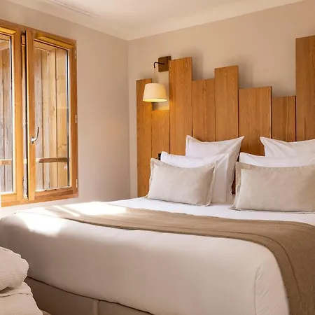 شقة فندقية Domaine Du Ferret Restaurant & 4*