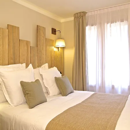 شقة فندقية Domaine Du Ferret Restaurant & 4*