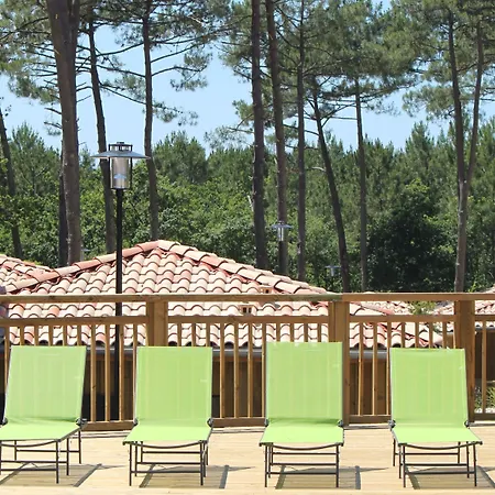 Domaine Du Ferret Restaurant & 4*