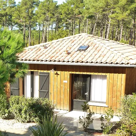 Domaine Du Ferret Restaurant & 4*