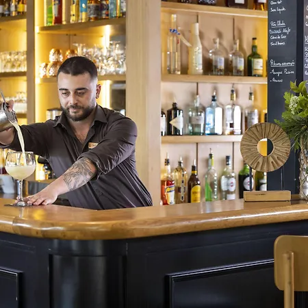 Domaine Du Ferret Restaurant & By Germain Collection Aparthotel