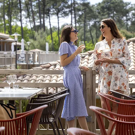 Domaine Du Ferret Restaurant & 아파트호텔 4*