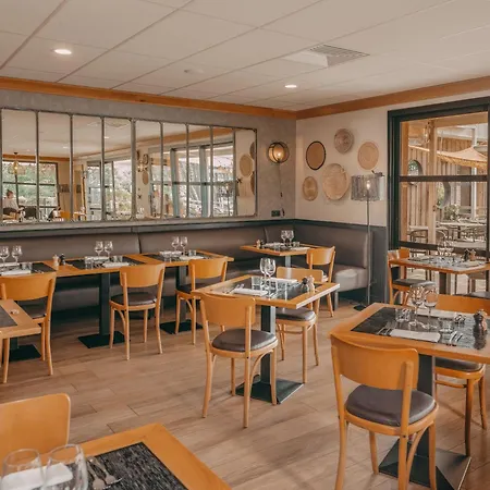 Domaine Du Ferret Restaurant & By Germain Collection Aparthotel
