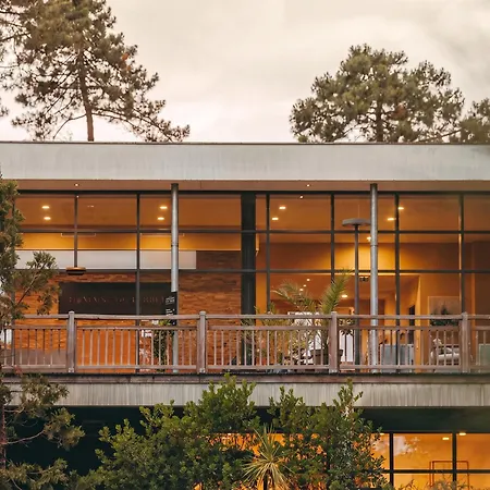 Domaine Du Ferret Restaurant & By Germain Collection Aparthotel