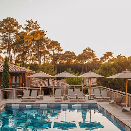 Domaine Du Ferret Restaurant & Apartahotel