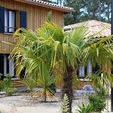 Aparthotel Domaine Du Ferret Restaurant & 4*
