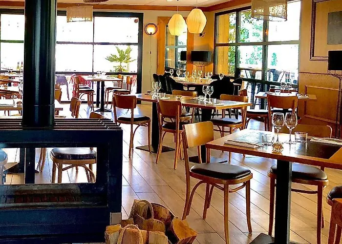 Domaine Du Ferret Restaurant & 4*