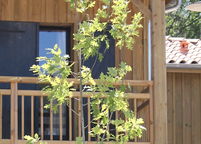 Lägenhetshotell Domaine Du Ferret Restaurant & 4*