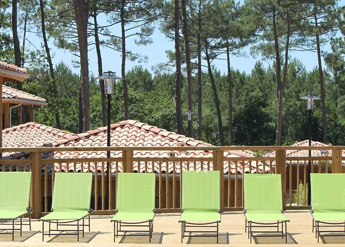 Domaine Du Ferret Restaurant & 4*