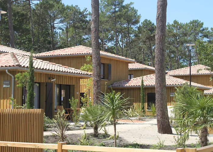 Lägenhetshotell Domaine Du Ferret Restaurant &